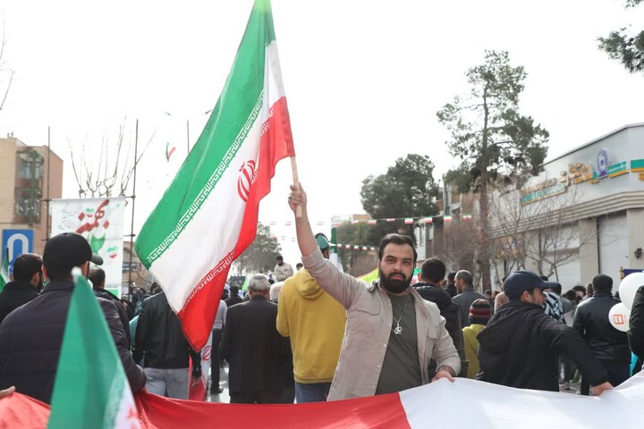 تصاویر/ جشن چهل و هفتمین سالروز پیروزی انقلاب و راهپیمایی یوم‌الله ۲۲ بهمن در سمنان