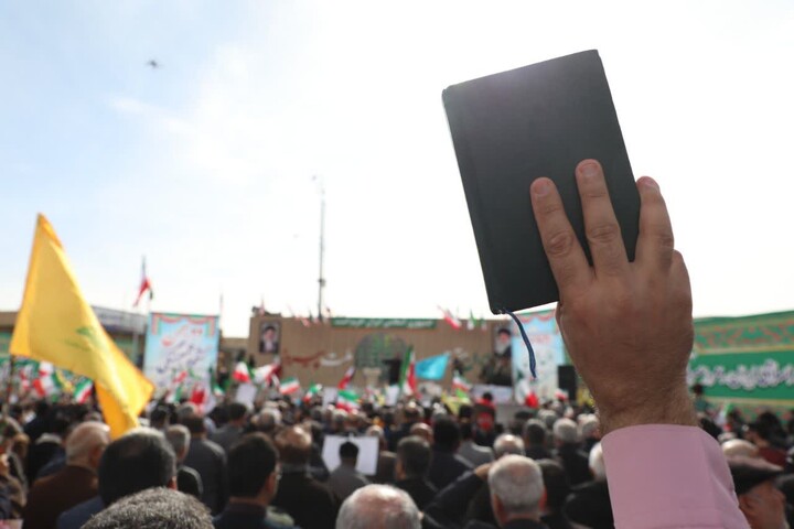 تصاویر/ جشن چهل و هفتمین سالروز پیروزی انقلاب و راهپیمایی یوم‌الله ۲۲ بهمن در سمنان