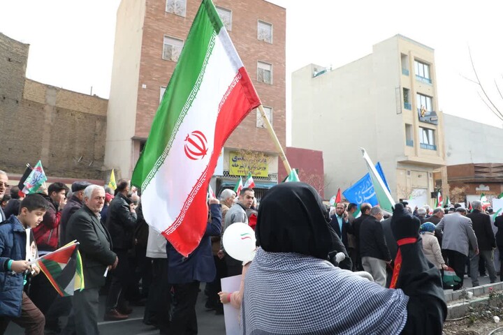 تصاویر/ جشن چهل و هفتمین سالروز پیروزی انقلاب و راهپیمایی یوم‌الله ۲۲ بهمن در سمنان
