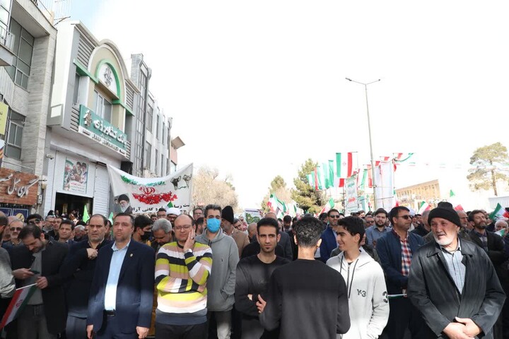تصاویر/ جشن چهل و هفتمین سالروز پیروزی انقلاب و راهپیمایی یوم‌الله ۲۲ بهمن در سمنان