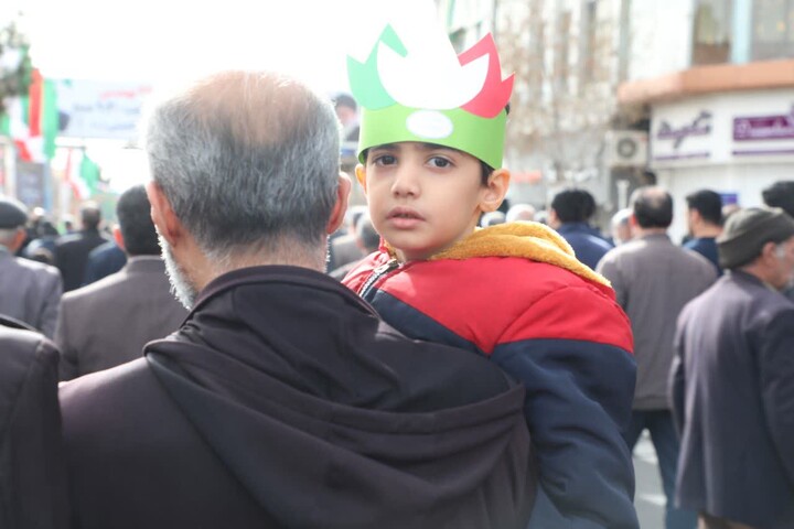تصاویر/ جشن چهل و هفتمین سالروز پیروزی انقلاب و راهپیمایی یوم‌الله ۲۲ بهمن در سمنان