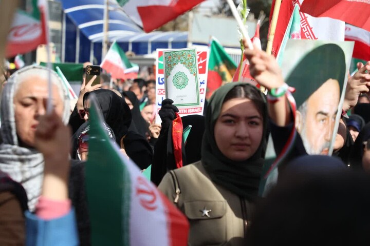 تصاویر/ جشن چهل و هفتمین سالروز پیروزی انقلاب و راهپیمایی یوم‌الله ۲۲ بهمن در سمنان