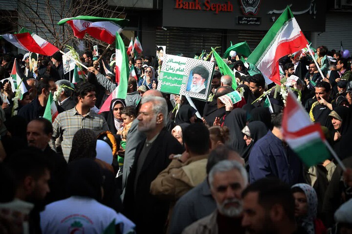 تصاویر/ جشن چهل و هفتمین سالروز پیروزی انقلاب و راهپیمایی یوم‌الله ۲۲ بهمن در سمنان