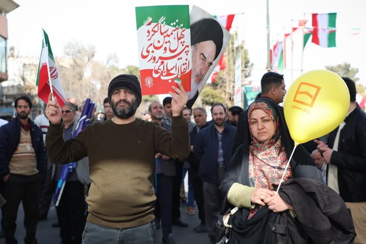 تصاویر/ جشن چهل و هفتمین سالروز پیروزی انقلاب و راهپیمایی یوم‌الله ۲۲ بهمن در سمنان
