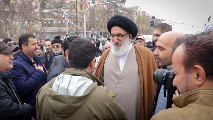 راهپیمایی ۲۲ بهمن در کرج