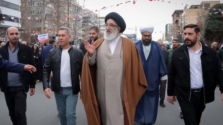 راهپیمایی ۲۲ بهمن در کرج