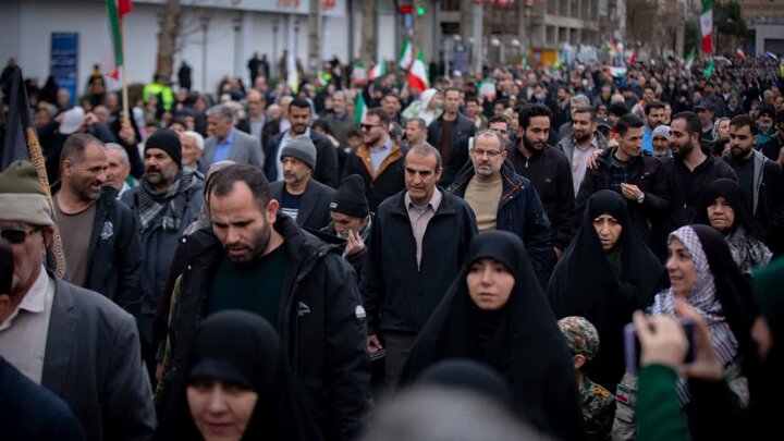 راهپیمایی ۲۲ بهمن در کرج