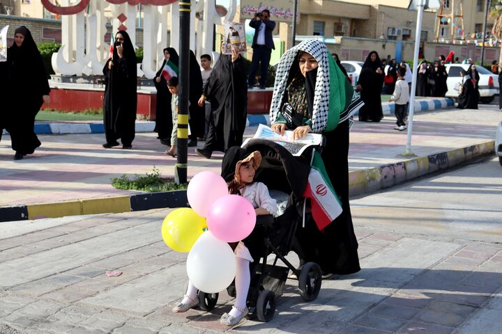 تصاویر/ راهپیمایی ۲۲ بهمن در بندر دیّر