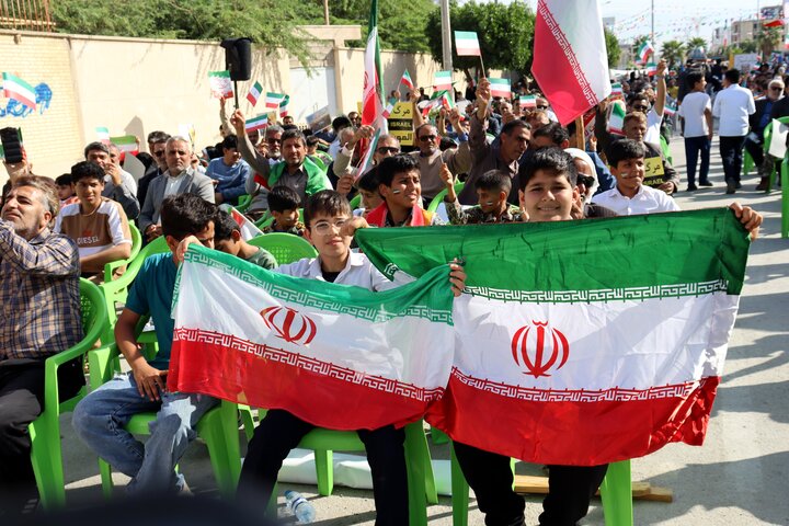 تصاویر/ راهپیمایی ۲۲ بهمن در بندر دیّر