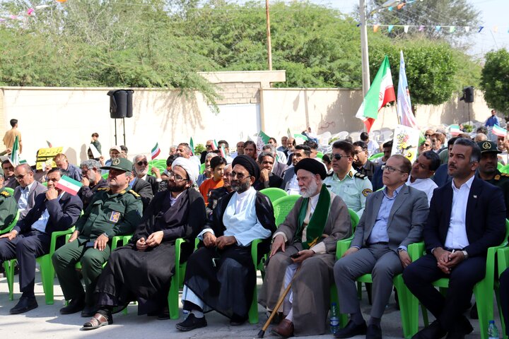 تصاویر/ راهپیمایی ۲۲ بهمن در بندر دیّر