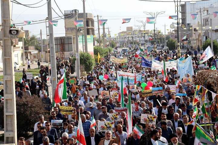 تصاویر/ راهپیمایی ۲۲ بهمن در بندر دیّر