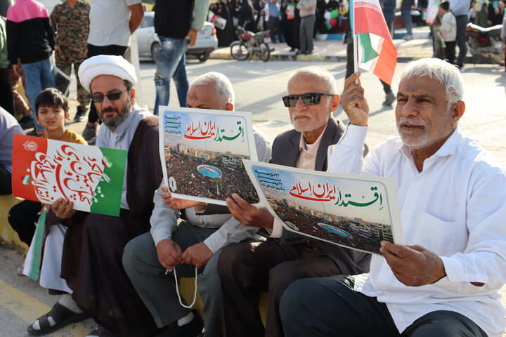 تصاویر/ راهپیمایی ۲۲ بهمن در بندر دیّر