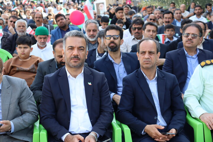 تصاویر/ راهپیمایی ۲۲ بهمن در بندر دیّر