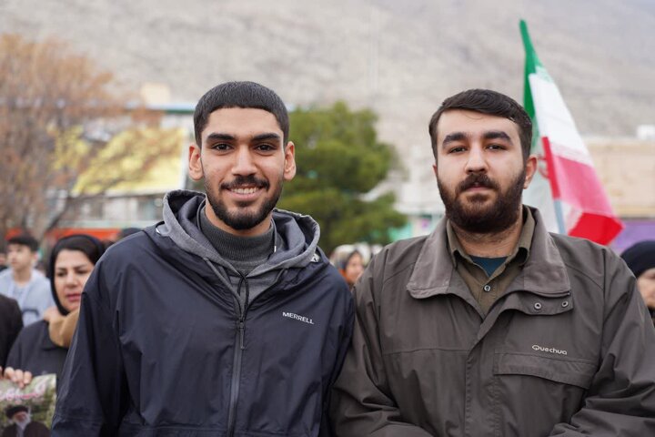 تصاویر/راهپیمایی حماسی مردم خرم آباد در یوم الله ۲۲ بهمن