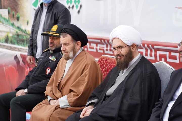 تصاویر/راهپیمایی حماسی مردم خرم آباد در یوم الله ۲۲ بهمن