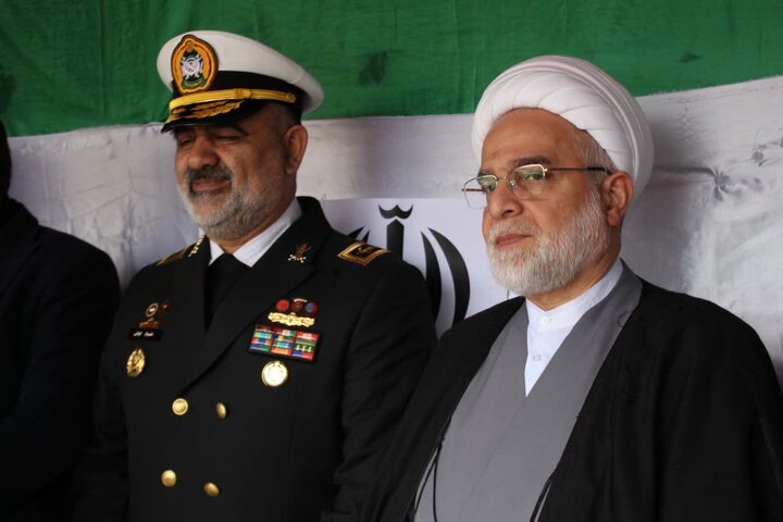 تصاویر/ حضور مردم سنندج در یوم الله 22 بهمن (بخش دوم)