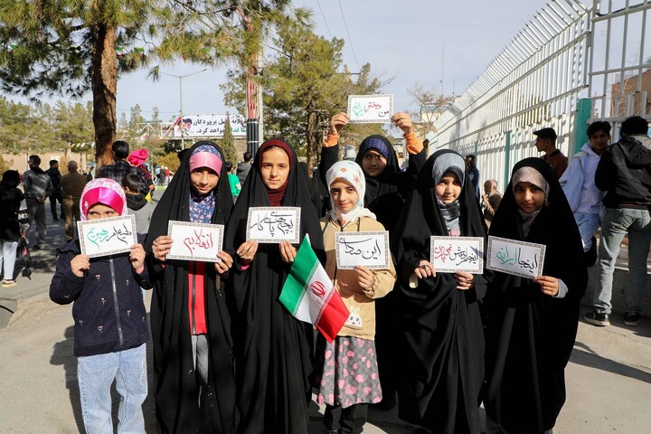 تصاویر| حماسه راهپیمایی 22 بهمن در بیرجند/1