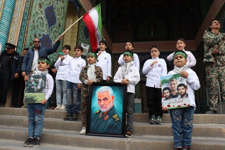 تصاویر/ راهپیمایی یوم الله 22 بهمن مشهداردهال کاشان