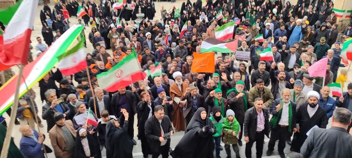 تصاویر/ راهپیمایی یوم الله 22 بهمن مشهداردهال کاشان