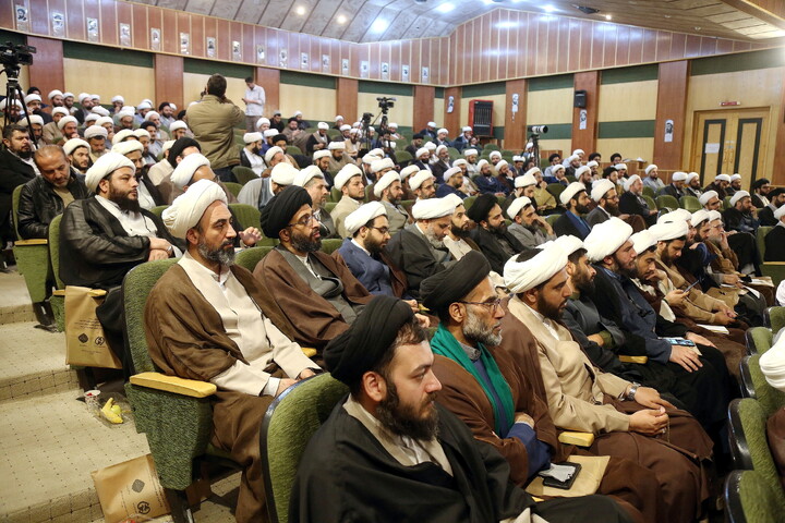 تصاویر/ افتتاحیه دومین اجلاسیه سالانه راهنمایان تهذیبی تربیتی مدارس علمیه کشور