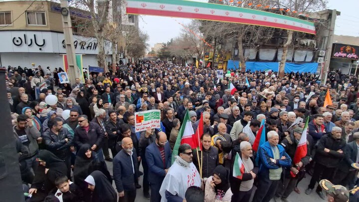 تصاویر/ حضور پرشکوه مردم شهرستان شاهرود در مراسم راهپیمایی ۲۲ بهمن ماه