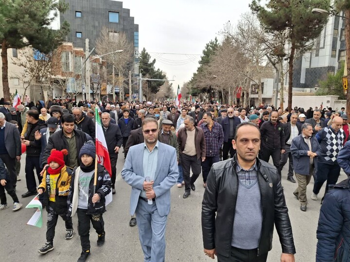 تصاویر/ حضور پرشکوه مردم شهرستان شاهرود در مراسم راهپیمایی ۲۲ بهمن ماه