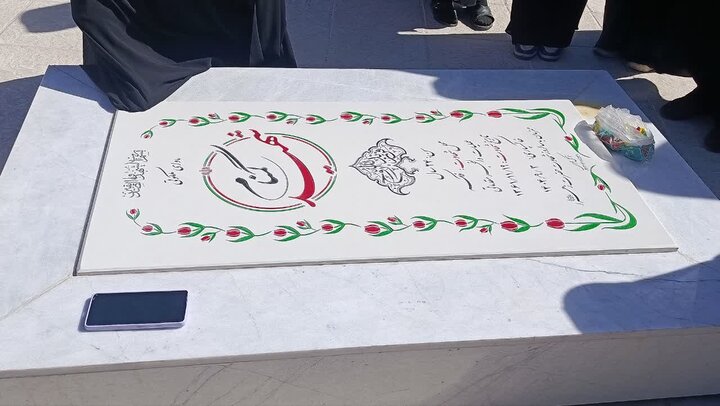 تصاویر/ جشن سالگرد پیروزی انقلاب در مدرسه علمیه حضرت زینب(س) کرمان