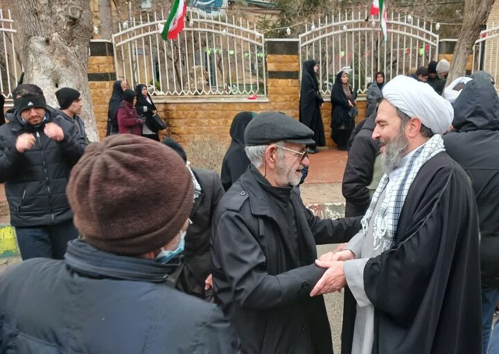 تصاویر/ حضور پرشور مردم بیجار در راهپیمایی 22 بهمن