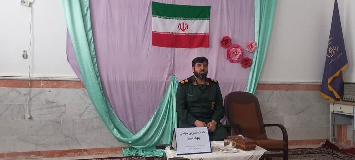 تصاویر/ نشست سیاسی بصیرتی در مدرسه‌ علمیه‌ فاطمه‌ الزهرا‌(س) کشکوئیه