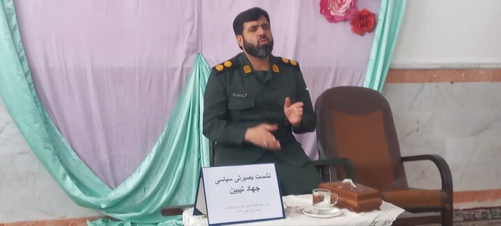 تصاویر/ نشست سیاسی بصیرتی در مدرسه‌ علمیه‌ فاطمه‌ الزهرا‌(س) کشکوئیه