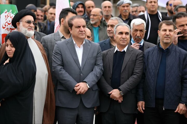 تصاویر/ برگزاری مراسم راهپیمایی روز ۲۲ بهمن در شهرستان ایوان