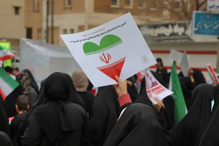 تصاویر/ برگزاری مراسم راهپیمایی روز ۲۲ بهمن در شهرستان ایوان