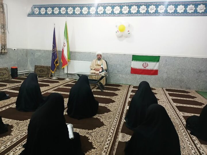 تصاویر/ جشن سالگرد پیروزی انقلاب اسلامی در مدرسه علمیه فهرج