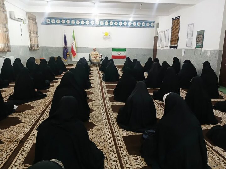 تصاویر/ جشن سالگرد پیروزی انقلاب اسلامی در مدرسه علمیه فهرج