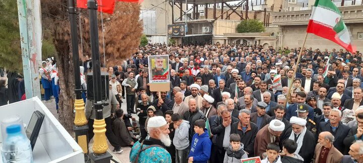 تصاویر/ راهپیمایی مردم دره شهر در بیست و دوم بهمن ۱۴۰۴