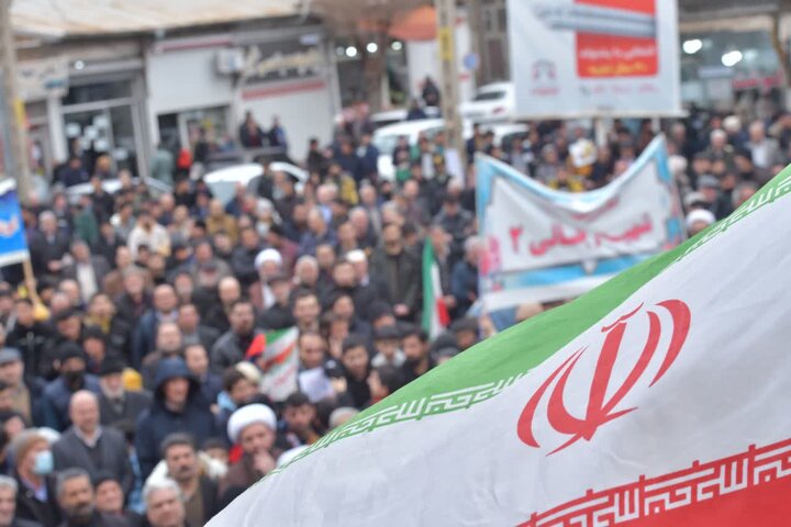 تصاویر/ حضور پرشور مردم شهرستان شوط در راهپیمایی ۲۲ بهمن