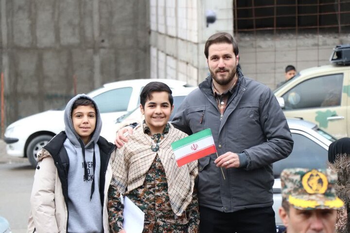 تصاویر/ حضور پرشور مردم ماکو در راهپیمایی ۲۲ بهمن