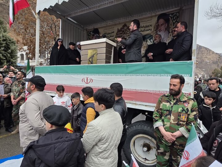 تصاویر/ حضور پرشور مردم ماکو در راهپیمایی ۲۲ بهمن