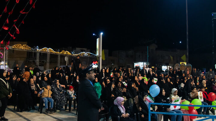 تصاویر/ جشن انقلاب به مناسبت ۴۷ سالگرد انقلاب اسلامی درهلال بن علی (ع)