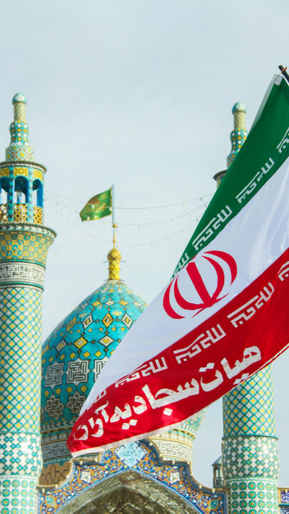 تصاویر/شکوه و عظمت راهپیمایی چهل و هفتمین سالروز پیروزی انقلاب اسلامی در آران وبیدگل