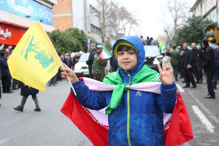 راهپیمایی با شکوه 22 بهمن در شهر ساری