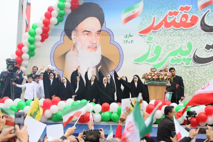 راهپیمایی با شکوه 22 بهمن در شهر ساری