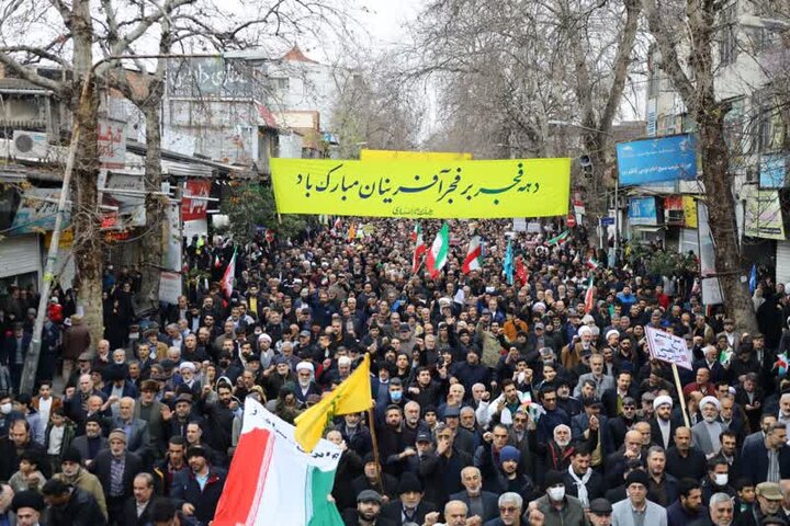 راهپیمایی با شکوه 22 بهمن در شهر ساری