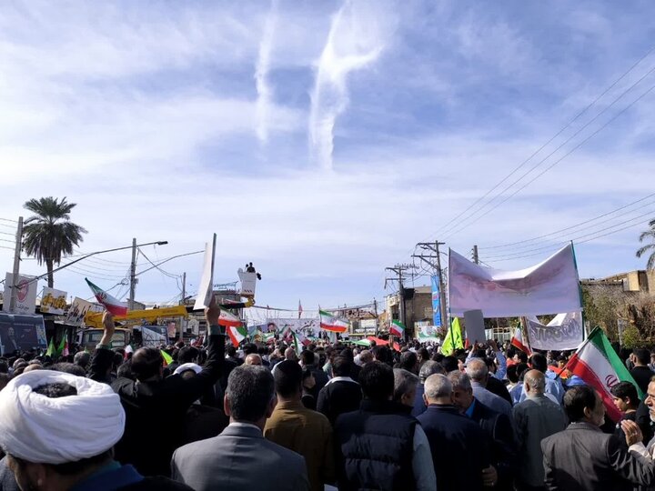 حضور روحانیون شهرستان جیرفت در راهپیمایی 22 بهمن