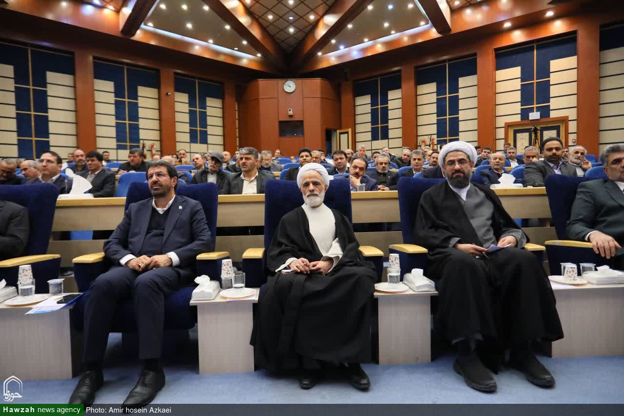 تصاویر /  گردهمایی مدیران اجرایی و فعالان فرهنگی، اجتماعی، ورزشی، سیاسی و اقتصادی استان همدان