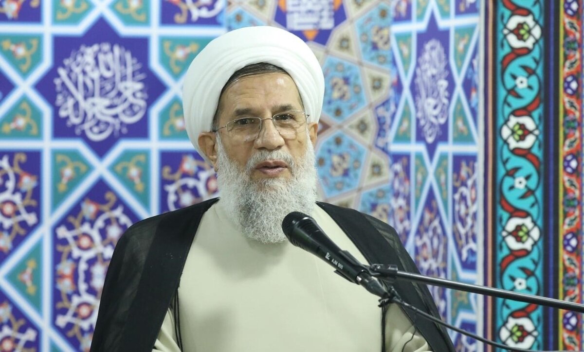 وحدت ملی رمز پیروزی در برابر همه تهدیدها است