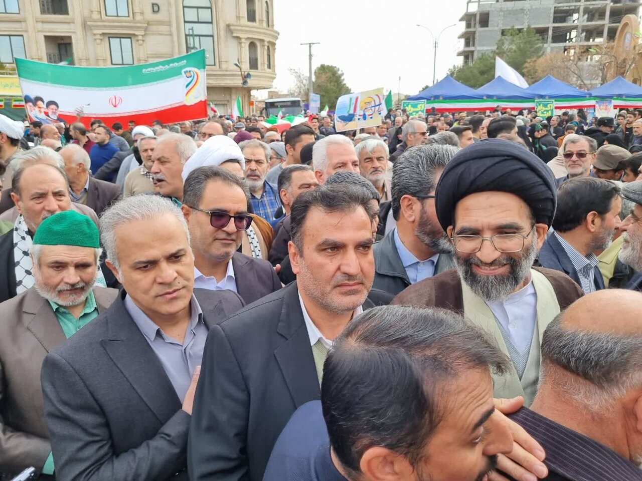 مراسم راهپیمایی یوم الله ۲۲ بهمن در کاشان حماسی تر از سال های قبل برگزار شد+عکس