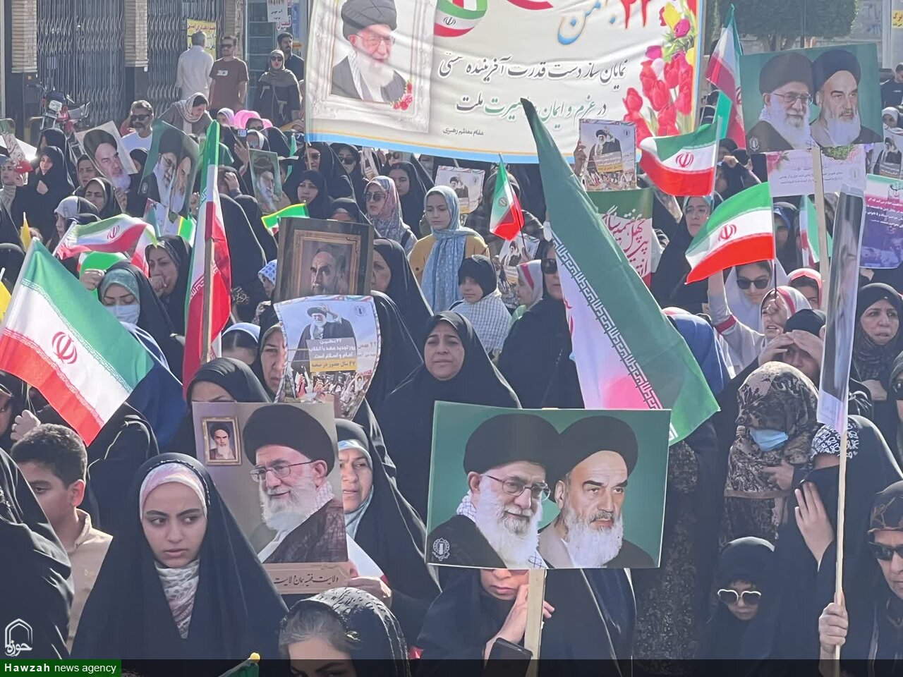 تصاویر/ راهپیمایی ۲۲ بهمن در کنگان