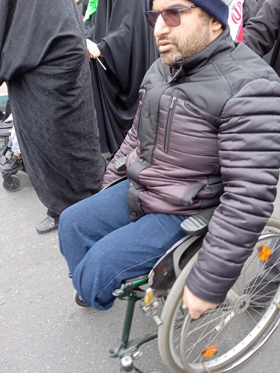 راهپیمایی با شکوه مردم ولایتمدار البرز از کرج تا ماهدشت / حضور مردم روستاهای طالقان در هوای برفی + ویدیو و تصاویر