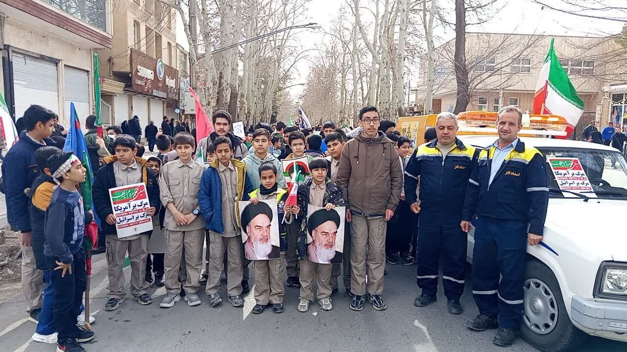 راهپیمایی یوم الله ۲۲ بهمن در نطنز برگزار شد+تصاویر